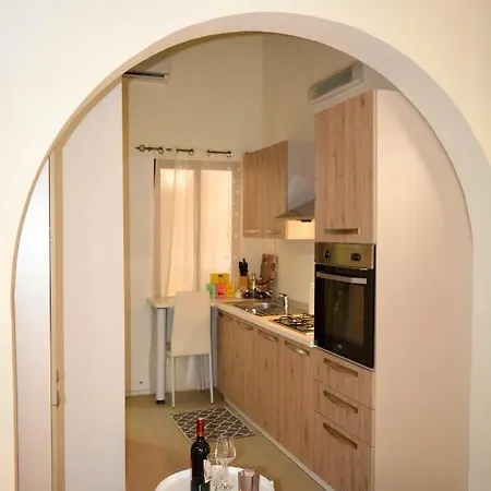 Flatlet In Traditional Maltese Townhouse