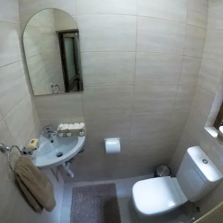 Flatlet In Traditional Maltese Townhouse